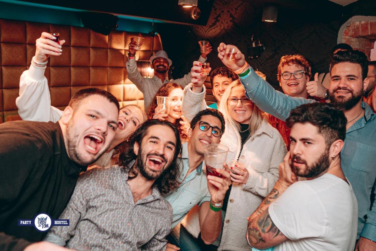 Greg&Tom Party Hostel Красков Екстериор снимка