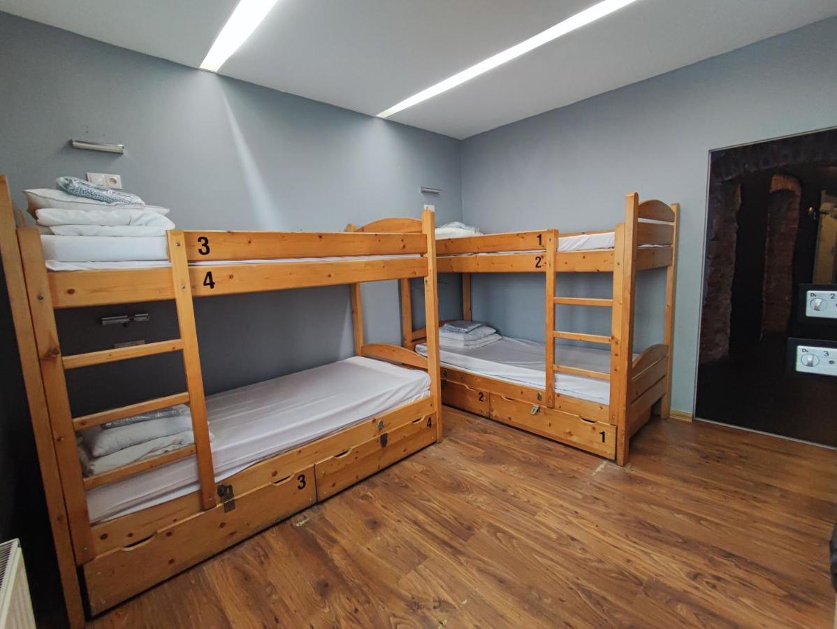 Greg&Tom Party Hostel Красков Екстериор снимка