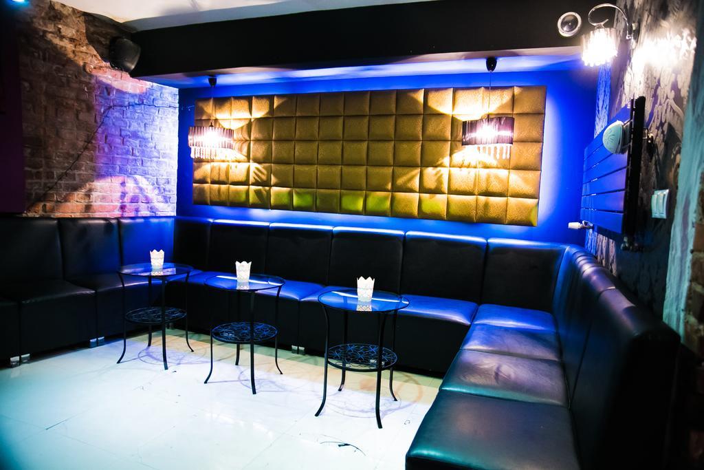 Greg&Tom Party Hostel Красков Екстериор снимка