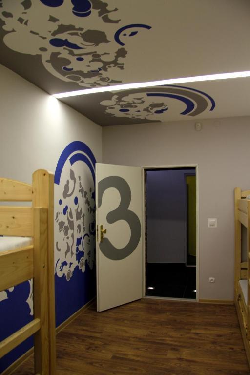 Greg&Tom Party Hostel Красков Екстериор снимка